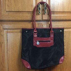 Signature women’s tote